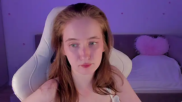 CrystalSoul  online show from October 25, 9:20 pm