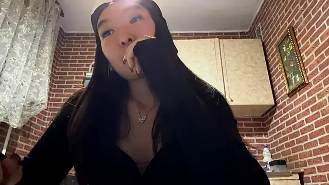 EmmaLeexth online show from September 25, 1:59 pm