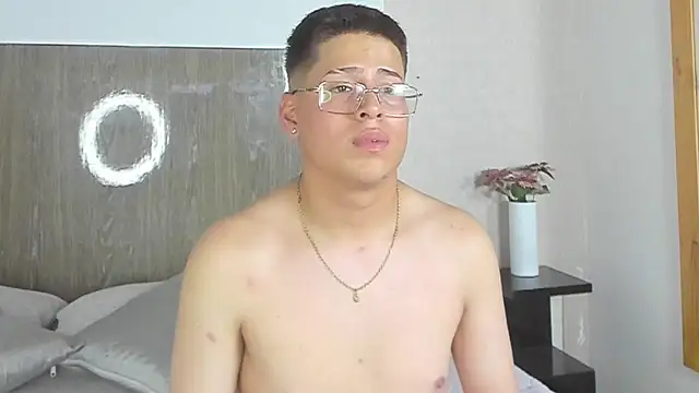 davidcruz16 online show from September 25, 2:59 am