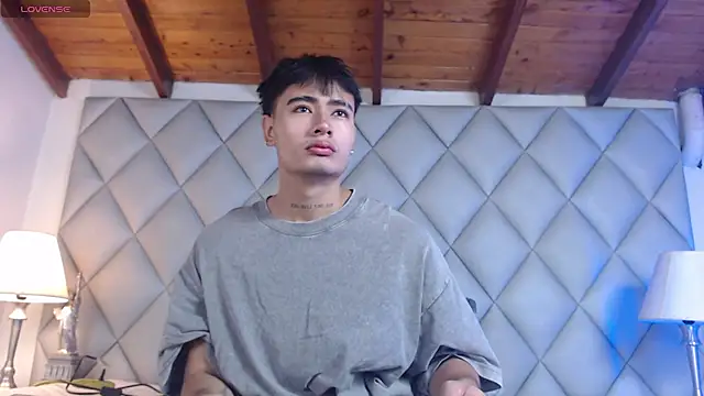 Clement Reyes online show from October 26, 12:55 pm