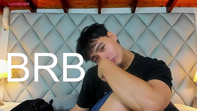 Clement Reyes online show from February 4, 12:44 pm