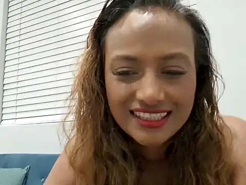 Queen-Of-The-South online show from October 8, 8:28 pm