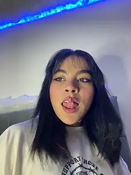 KaarlaP  online show from September 22, 2:35 am