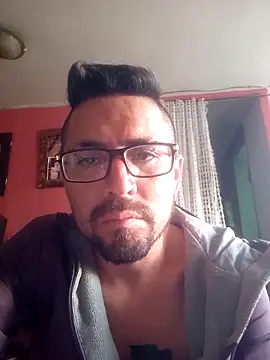 Lionardovssf35 online show from October 3, 9:23 pm