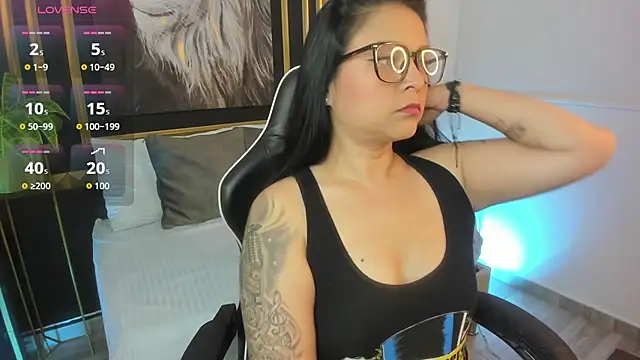 nare celebi  online show from October 7, 7:44 pm