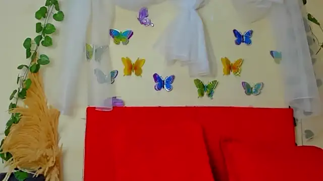 Snapshot of AnahiRivera09 chatting on September 17, 8:43 pm AnahiRivera09 online show from September 17, 8:43 pm