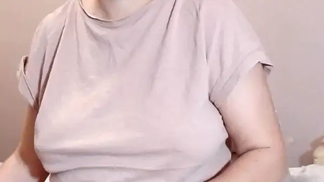 Snapshot of NastyAssxx chatting on April 10, 9:14 am NastyAssxx online show from April 10, 9:14 am
