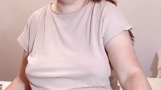 Snapshot of NastyAssxx chatting on May 2, 1:27 pm NastyAssxx online show from May 2, 1:27 pm