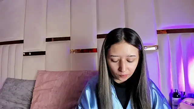 Snapshot of ANLLELOAndANGELA chatting on April 29, 5:30 pm ANLLELOAndANGELA online show from April 29, 5:30 pm