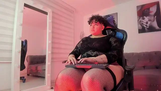 Snapshot of Damian_Rock chatting on September 25, 7:39 pm Damian Rock online show from September 25, 7:39 pm