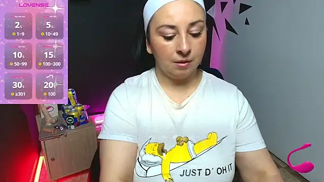 AgataThompson  online show from September 27, 7:08 pm