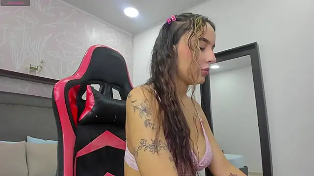 charlotte rousee online show from September 27, 12:32 pm