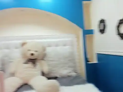 ivet hall online show from September 23, 7:39 pm