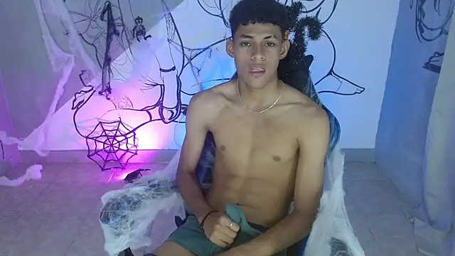 deivid bigcock1 online show from October 17, 12:47 am