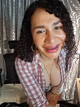 Snapshot of Lina_444 chatting on November 29, 11:41 pm Lina 444 online show from November 29, 11:41 pm