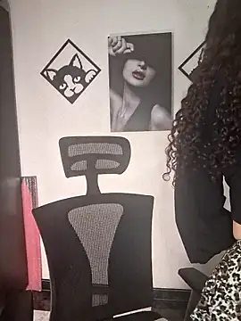 Lina 444 online show from June 9, 10:43 pm