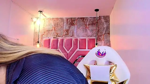 MaylinRosse  online show from March 12, 10:49 pm