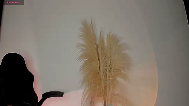 Snapshot of chrizmacgregor chatting on October 10, 1:37 am chrizmacgregor online show from October 10, 1:37 am