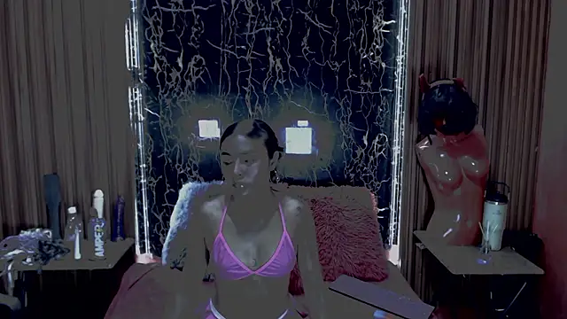 MadelinPaterson online show from February 13, 7:54 pm