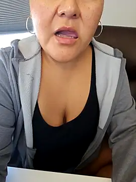 sw33th3art online show from September 25, 8:12 pm