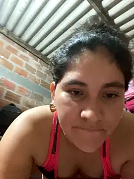 lunasexyhot18 online show from October 17, 6:32 pm