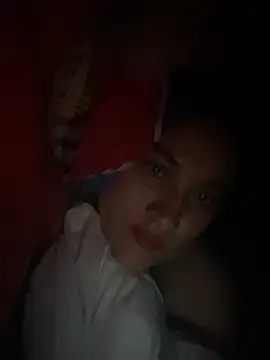 lunasexyhot18 online show from October 26, 6:19 am