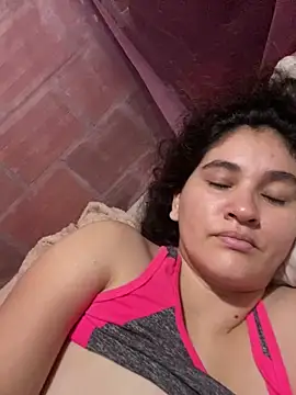 lunasexyhot18 online show from November 1, 6:48 am