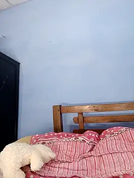 little onixx online show from October 24, 1:51 pm