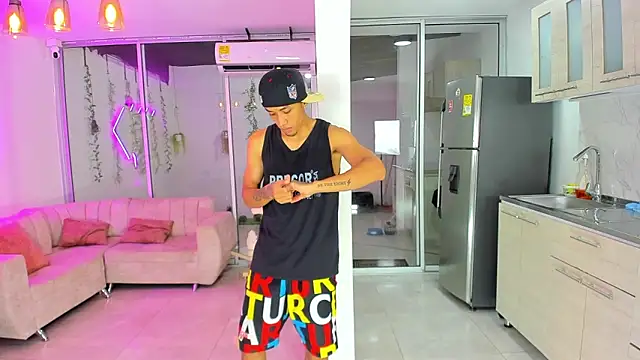 Houseofwarrios online show from September 19, 5:42 am