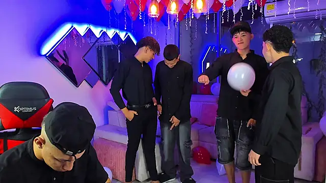 Houseofwarrios online show from February 15, 5:48 am