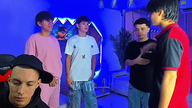 Houseofwarrios online show from March 18, 5:21 am