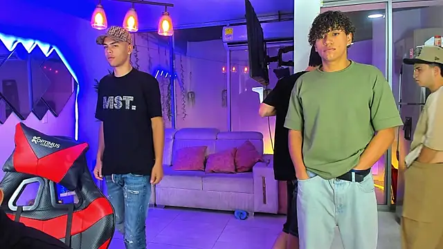 Houseofwarrios online show from March 29, 5:18 am