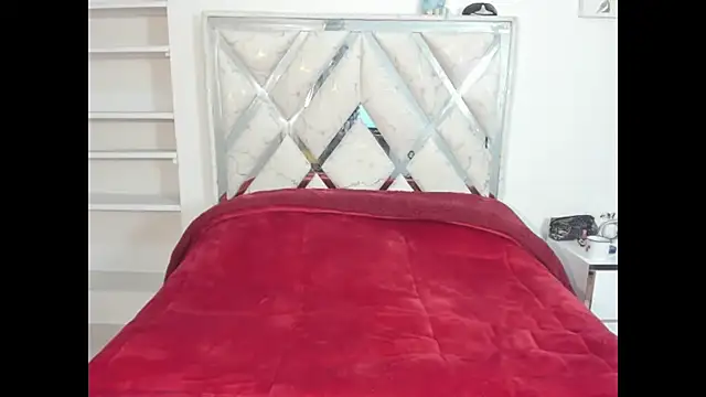 Snapshot of DemianSalvatore chatting on October 9, 5:00 pm DemianSalvatore online show from October 9, 5:00 pm