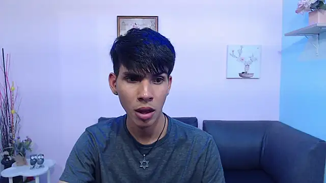 David 925  online show from October 26, 4:18 am