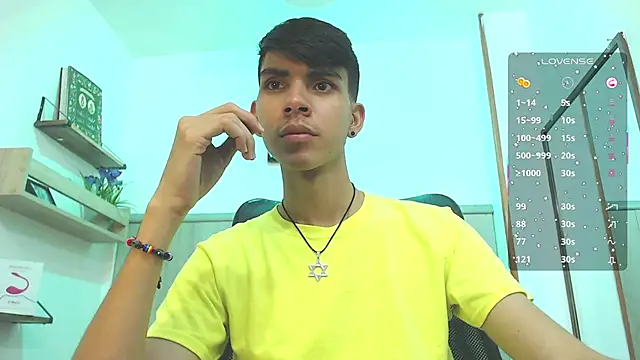 David 925  online show from February 10, 8:46 pm