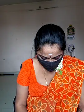 queendivya online show from June 14, 4:58 am
