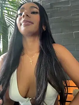 Savannahfisher online show from June 14, 8:00 pm