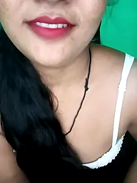 Cute girl011 online show from September 25, 6:11 pm