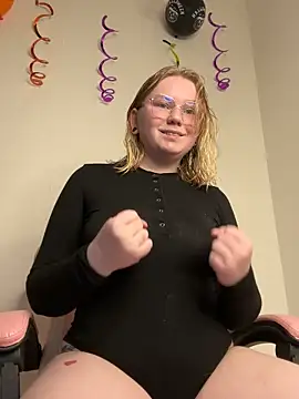 lame cat online show from November 16, 2:06 am