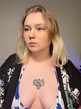 lame cat online show from December 18, 1:55 am