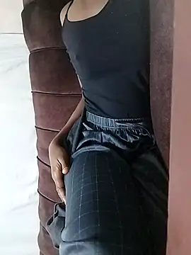 Snapshot of Lesego-mash chatting on October 10, 7:46 pm Lesego-mash online show from October 10, 7:46 pm