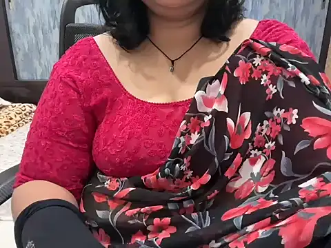 Snapshot of divya-jannu chatting on September 30, 4:56 pm divya-jannu online show from September 30, 4:56 pm