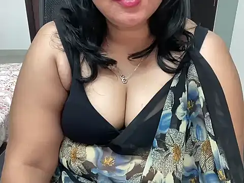 Snapshot of divya-jannu chatting on July 29, 10:19 pm divya-jannu online show from July 29, 10:19 pm