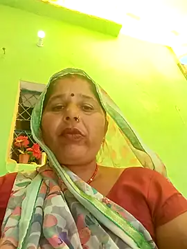 Pooja singhaniya online show from September 25, 5:00 am