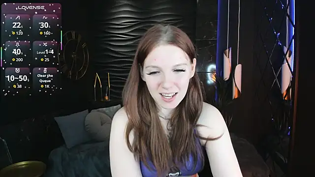 Snapshot of Layla_Glam chatting on November 22, 1:43 pm Layla Glam online show from November 22, 1:43 pm