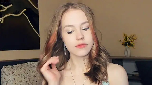 MaliaBourraine online show from March 25, 7:14 am