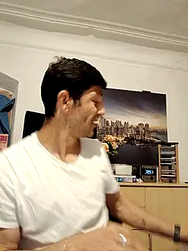 Snapshot of Casianantoonnio chatting on October 23, 10:58 am Casianantoonnio online show from October 23, 10:58 am