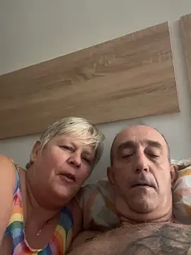 Snapshot of VyC7564 chatting on November 3, 12:02 am VyC7564 online show from November 3, 12:02 am