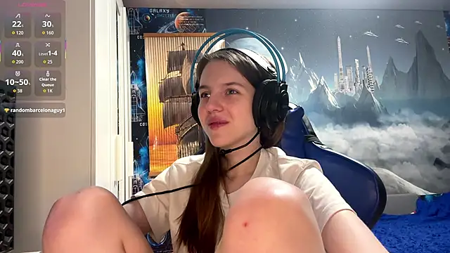 Elira Breeze online show from April 20, 5:26 pm