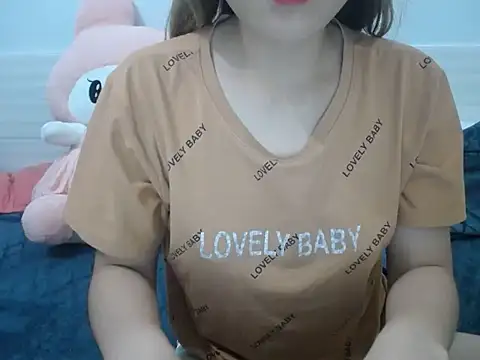 Snapshot of Hannie_26 chatting on September 27, 2:11 pm Hannie 26 online show from September 27, 2:11 pm